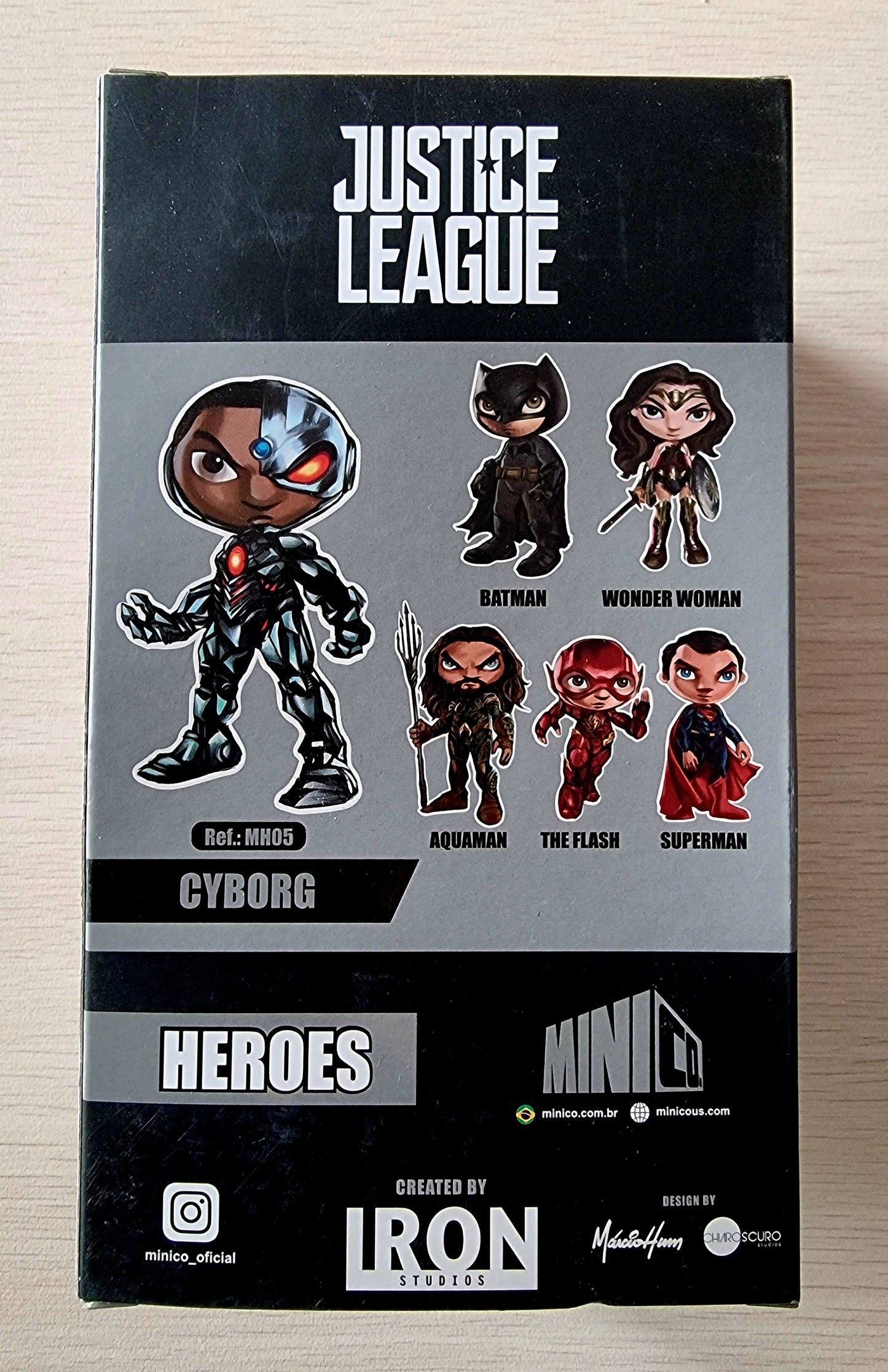 STATUETTA JUSTICE LEAGUE