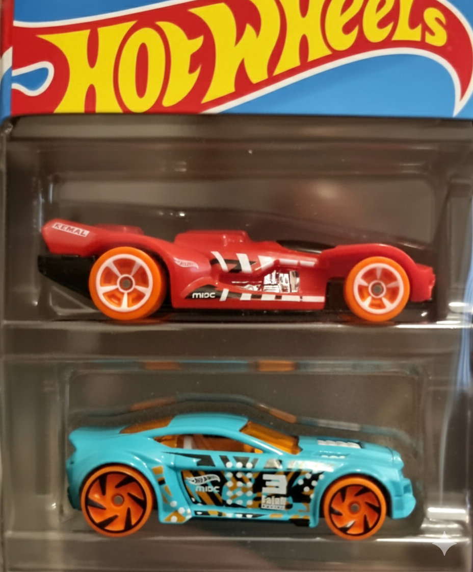 6- HOT WHEELS 5 VEICOLI ASSORTITI (STUNT TRACKS)