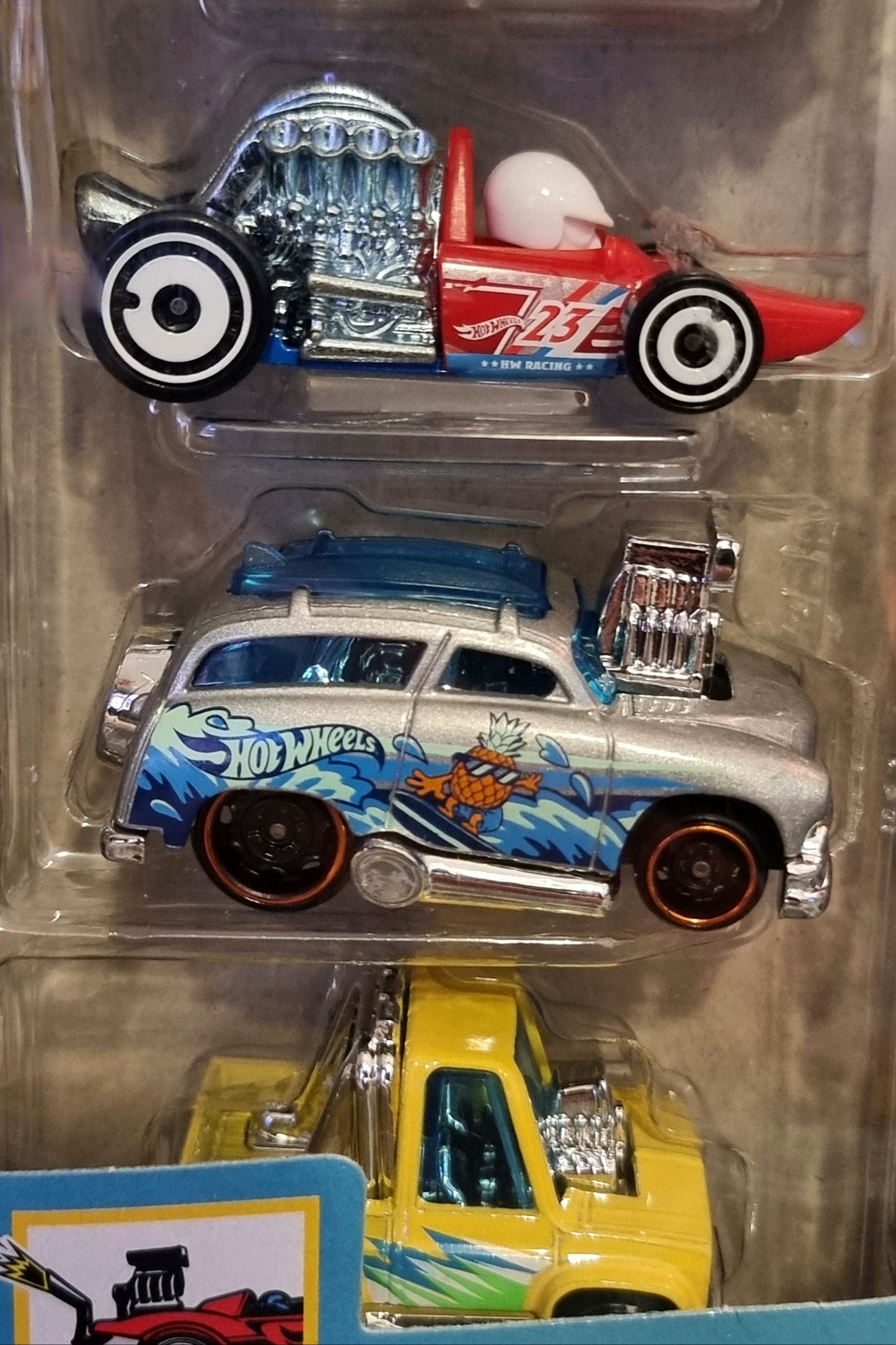 1- HOT WHEELS  PACK 5 VEICOLI ASSORTITI (TOONED)