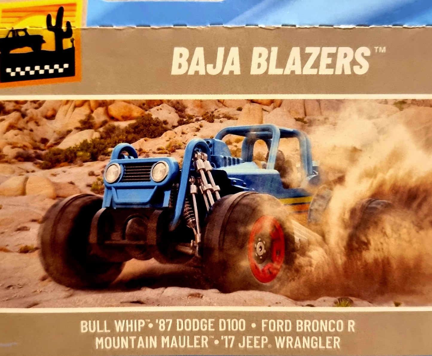 2- HOT WHEELS 5 VEICOLI ASSORTITI (BAJA BLAZERS)